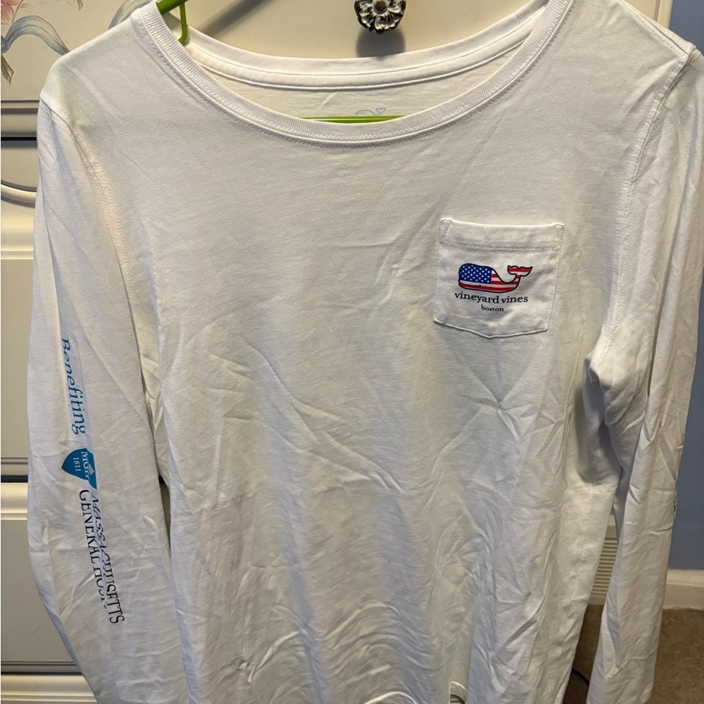 Vineyard Vines Boston Race Day White Tee
